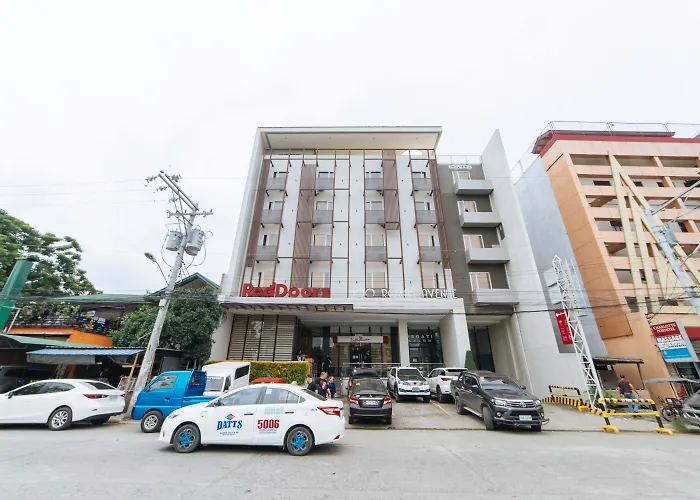 Reddoorz Plus @ Roxas Street Davao