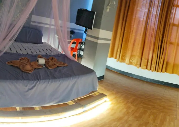 Hostel: Napsule Suites